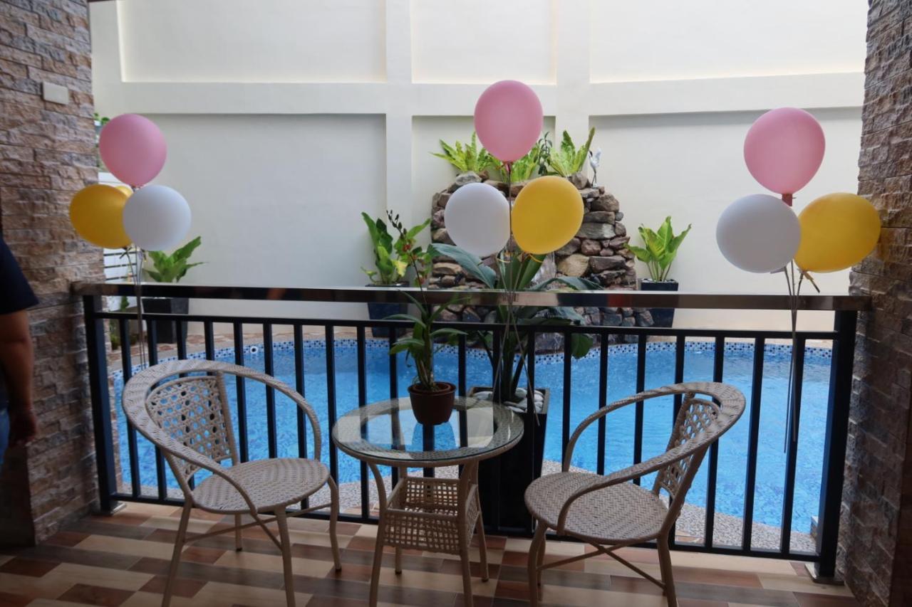The Legacy Hotel Tayabas Exterior foto